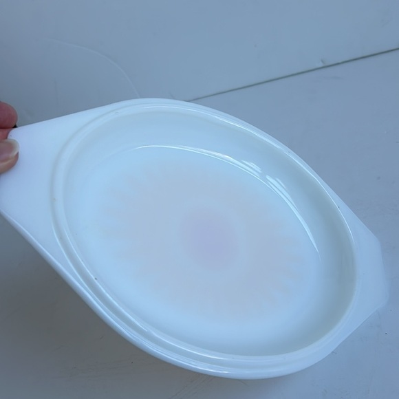 Vintage Pyrex promotional oval daisy design orange casserole w opal lid 1.5 qt - Picture 10 of 14